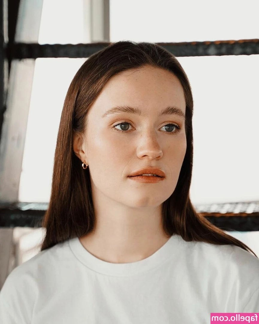Sigrid - Nothing but high heels 😜