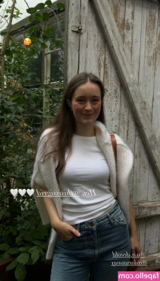 Sigrid - more stills from the latest video