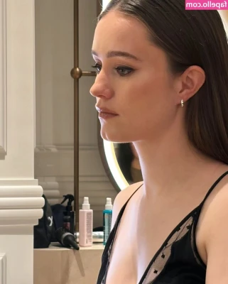 Sigrid - Happy Monday 420🌿