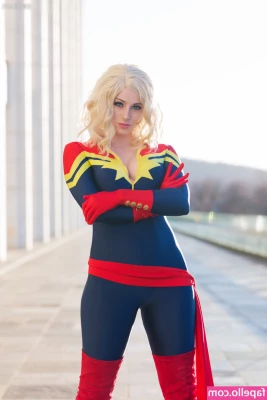 Kayla Erin [ kayla-erin ] - Could we stay in bed all day  Hugging and kissing