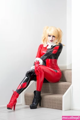 Kayla Erin [ kayla-erin ] - Hi  cuties  Sorry for not replying to you  I have been sick since