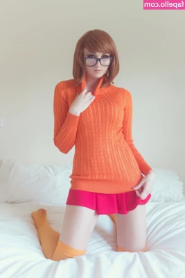 Kayla Erin [ kayla-erin ] - big cum in my tits  u145254997