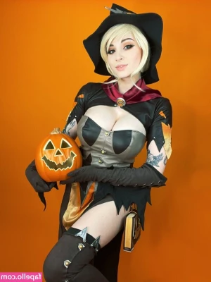 Kayla Erin [ kayla-erin ] - lilstarbunn soo sleepy   DM me and maybe we can take a nap after