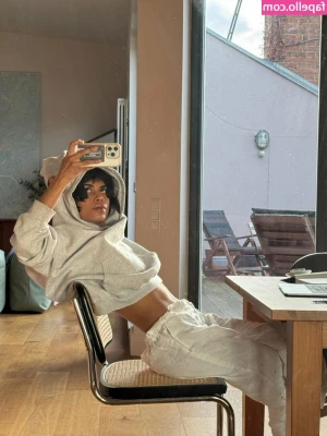 Riya Hamid [ riya-hamid ] - Sweet dreams  Xoxo,  Goddess Teresa💋