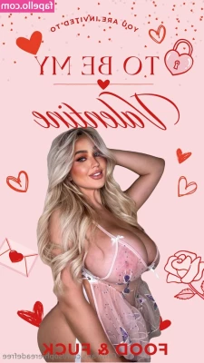 sophiereadefree - What kind of outfit would you like to see me in?🤭🤭