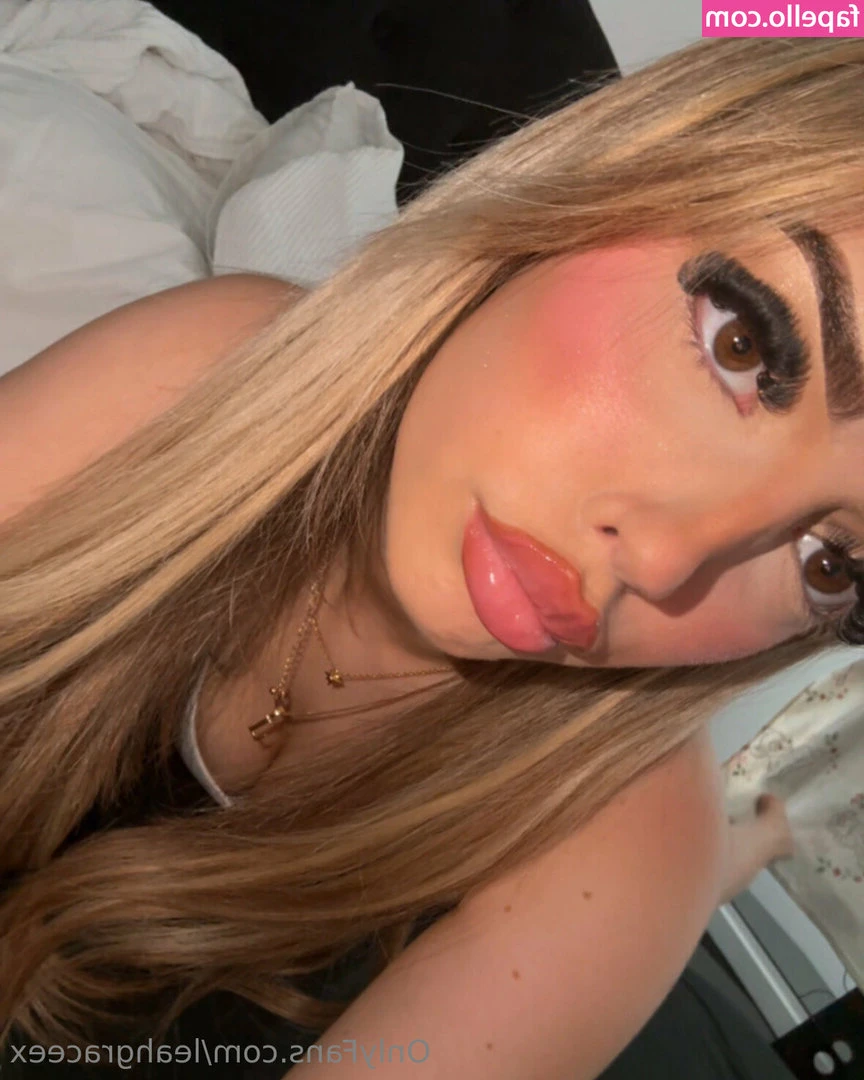 leahgraceex - I was bored in Boston ..