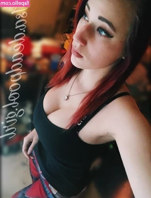 isa.deadpool.girl [ isa-deadpool-girl ] - do you like this position?