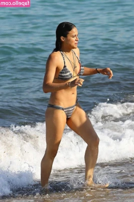 Michelle Rodríguez [ michelle-rodrguez ] - Having a good day?
