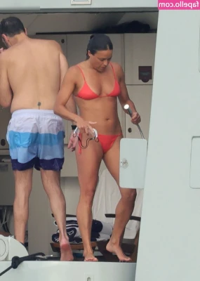 Michelle Rodríguez [ michelle-rodrguez ] - Posting a new handjob clip today. The first one in a longgg time and