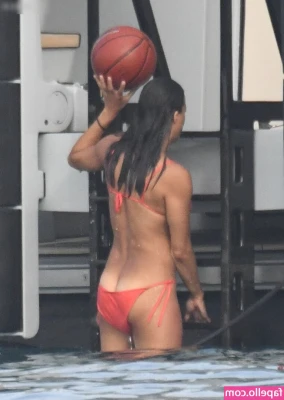 Michelle Rodríguez [ michelle-rodrguez ] - You cucks have one job...