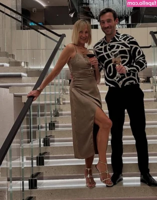 Carol McGiffin [ carol-mcgiffin ] - Check your inbox for this very naughty twerk video 🥳