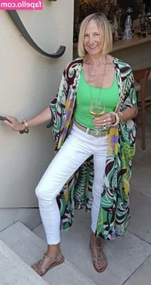 Carol McGiffin [ carol-mcgiffin ] - Do you want to play with me?