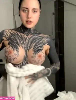 Rebeccah - I always send ya something hot 🥵