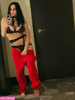 audreybitoni - wanna cum with me tonight   see you in my room in about an hour yeah 