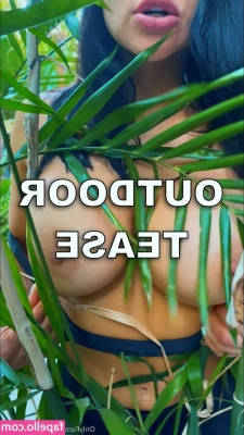 audreybitoni - Sweet dreams babe <3