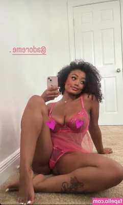 Taylor Banner [ taylor-banner ] - My BRAND NEW video is too spicy to put on the wall...... DM me for it!