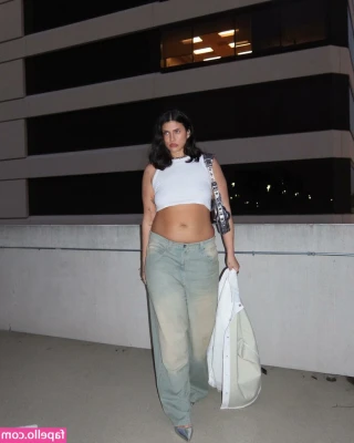 La'Tecia Thomas [ la-tecia-thomas ] - come and take me hard bby