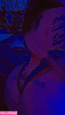 Stormyxskyy - You want a taste of this exotic cock!