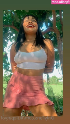 katypatyof - Tja da sind mir bei Bild 2 wohl absolut zufällig meine großen Boobs