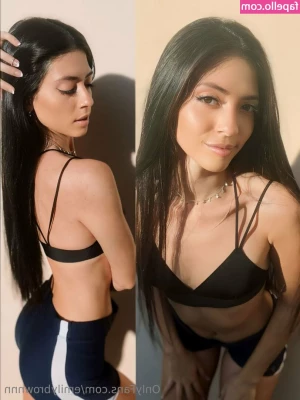 emilybrownnn - Which one