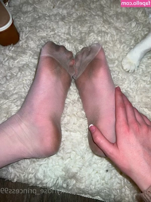 pantyhose_princess99 [ pantyhose-princess99 ] - How long do you think it took me to get out the water? 👀🤣