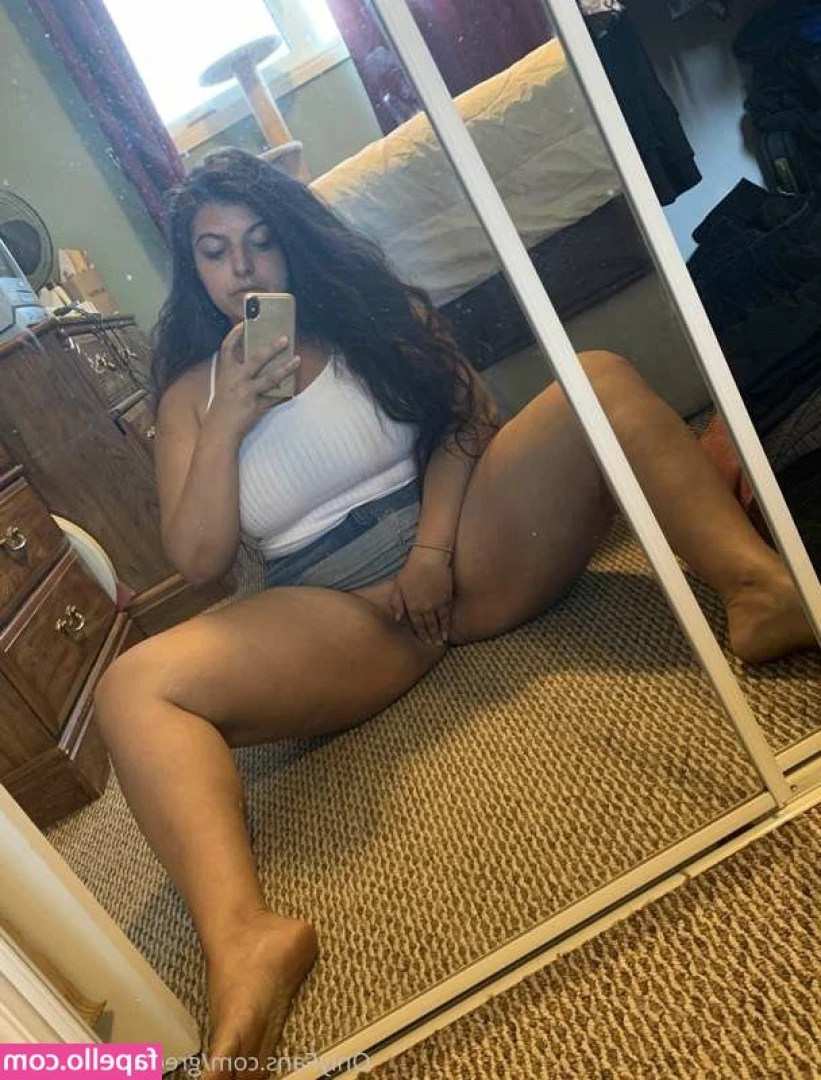 Greek Goddess [ greek-goddess ] - Good morning and happy Friday! Here's a vid of me showing off my ass
