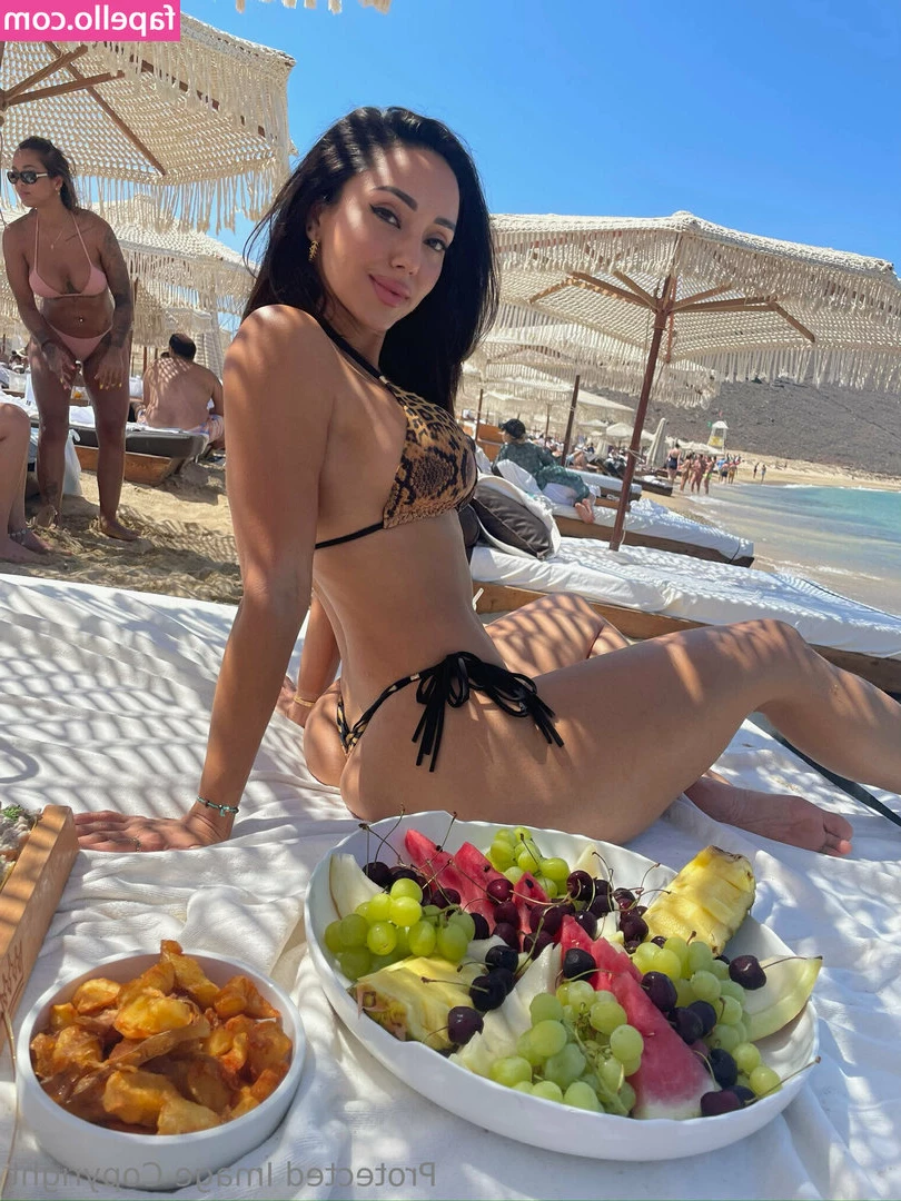 luckymammi - We are fucking  tell me ru going to be on top or bottom