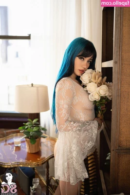 Fay Suicide [ fay-suicide-3 ] - Turn me into you personal cum bucket. No holes off limits 😋