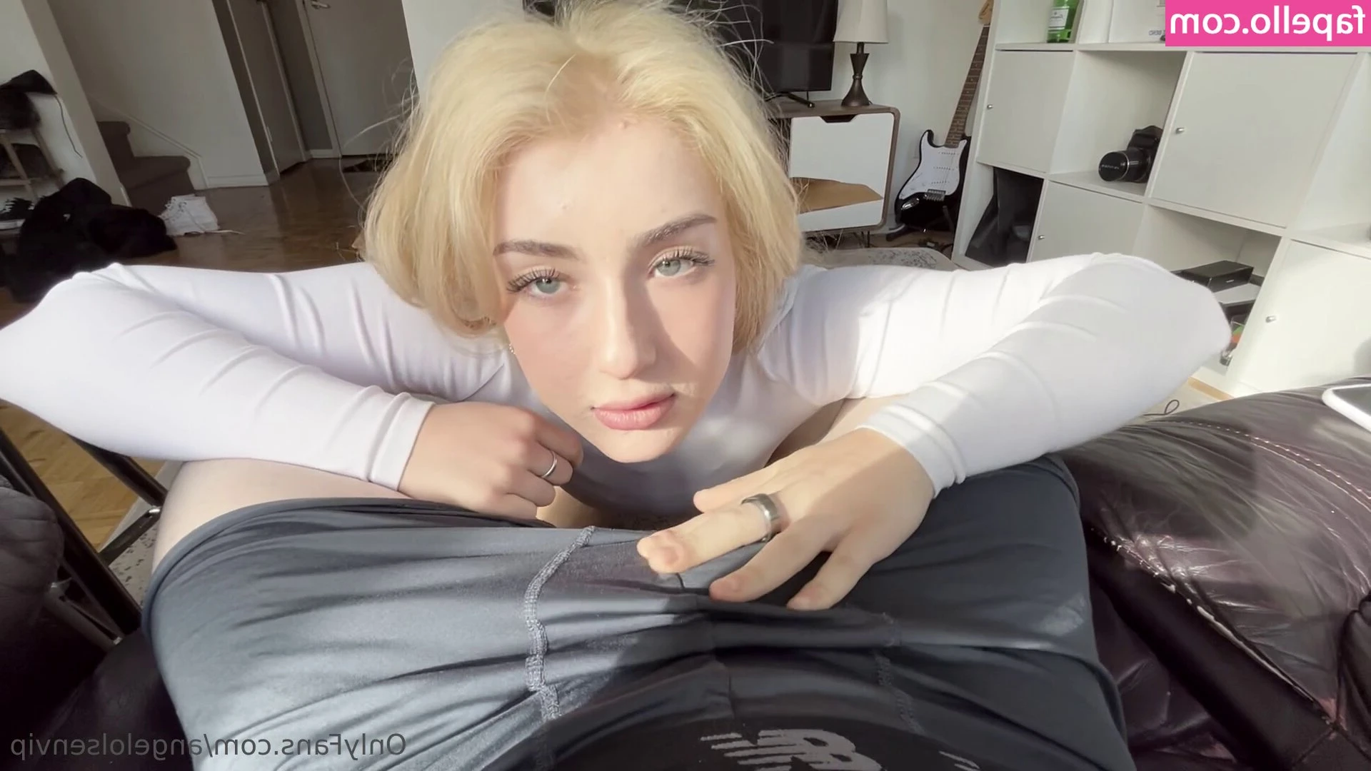 angelolsen - Good morning baby! I'm lonely and ready to sexxt, message me now.