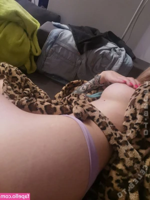 Trixi420 - I could spend all day cupping my titties, perfect handfuls