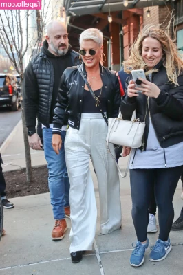 Pink - Hit it from the back