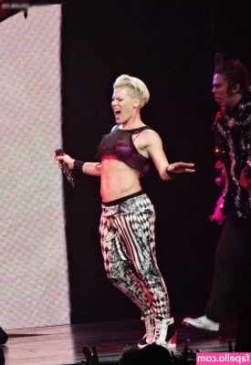 Pink - come keep me warm