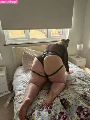 Tracythegilf - I know you want more of me tonight! 🤤😏