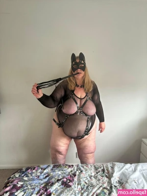 Tracythegilf - Happy Monday babe ! Happy new week ✨🤩✨