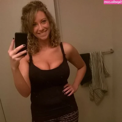 Brino Wyant [ brino-wyant ] - If you had this pussy for 10 minutes, what would you do first?
