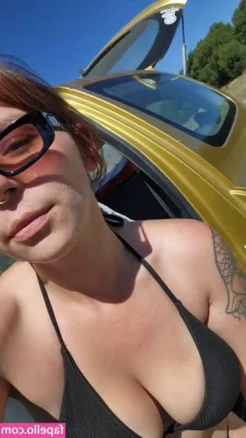 Shasastorm - Who loves my ass like I do? I love a hard handling too ;) Grab deep