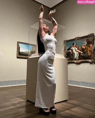 Carly Joy [ carly-joy ] - Plaything