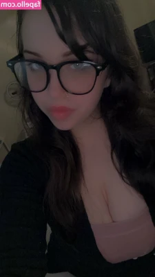 Marie Babyy [ marie-babyy ] - Showing you my curves!