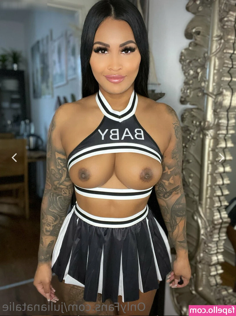 Julia Natalie [ julia-natalie ] - Hiiii 😈