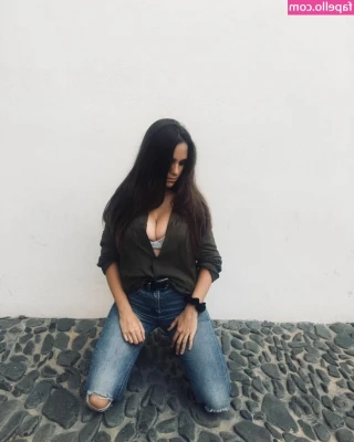 Anabel Gomez [ anabel-gomez ] - 🌞💕Little miss sunshine ☀️ 🏖