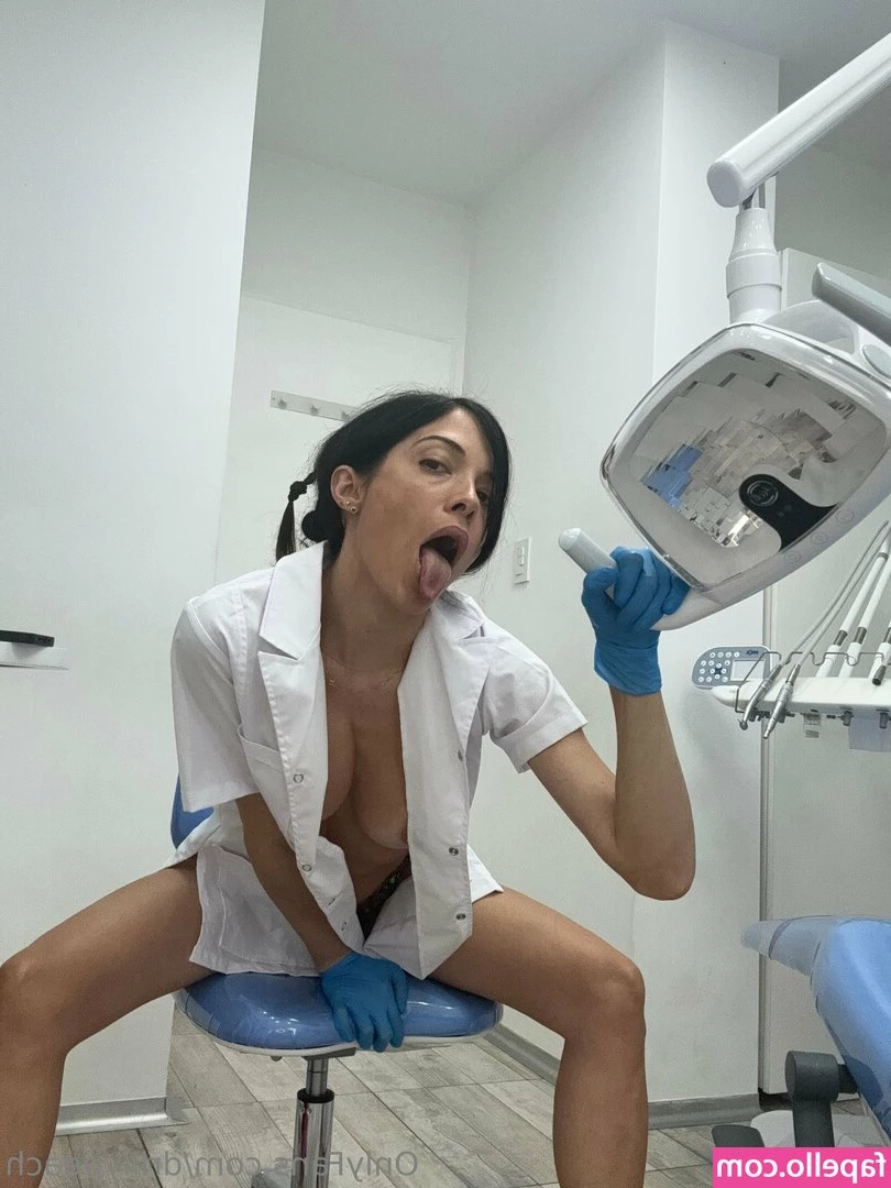 drlilypeach - White nails is the summer way