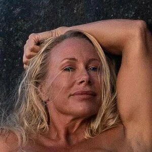 Kelly Anna