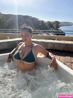 carmencitax - Views from my hotel in Seoul 🐥😅🇰🇷💦🔥🍉🍉