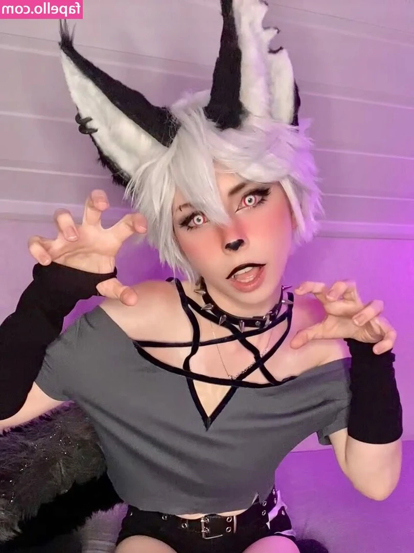 Fenrissnow - POV: you just showed the hot goth girl your tiny dick and now she's