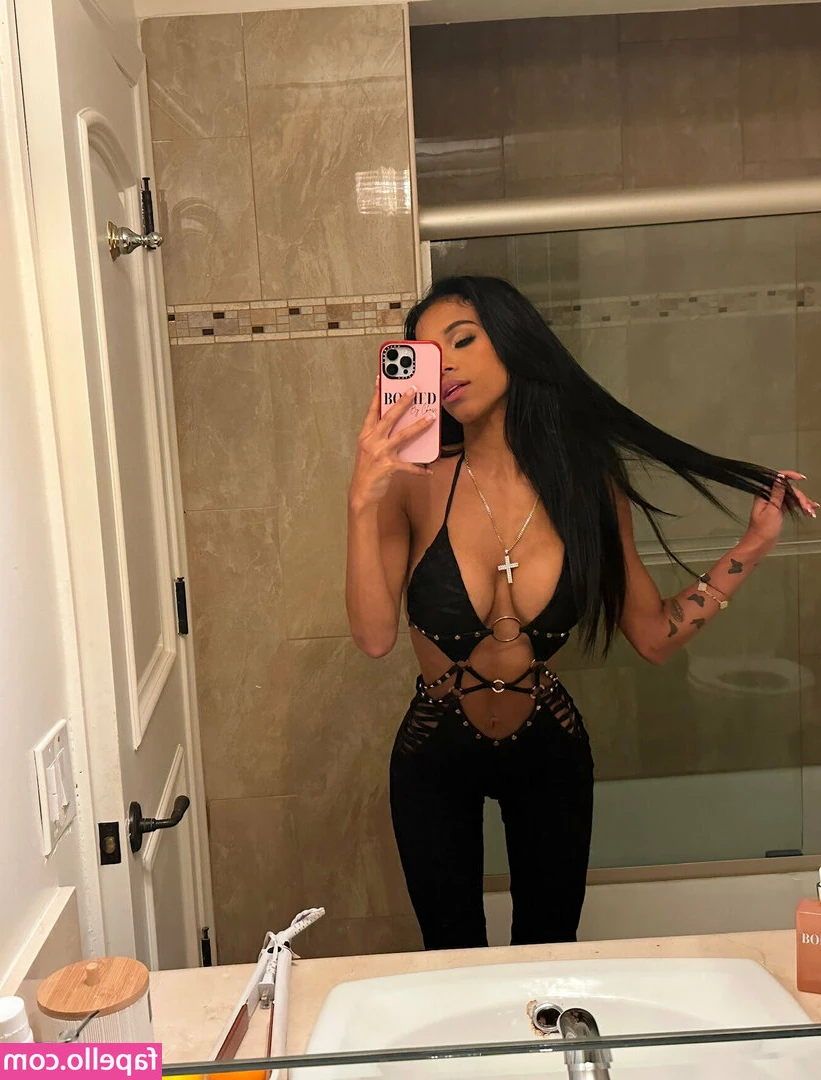 sydneychasexo - Come watch me take a late night shower