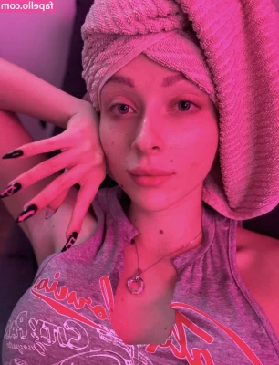 aryssa614 - https://onlyfans.com/852739752/karamitch