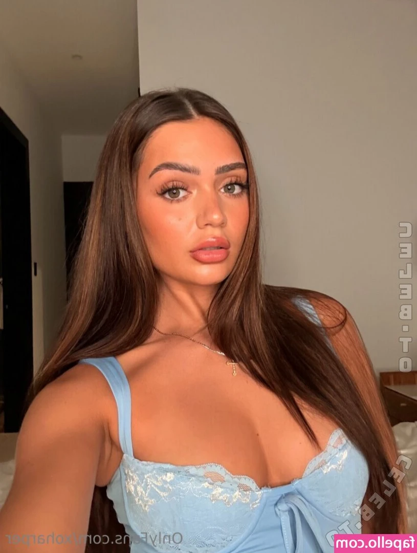 Harpermcoyyy [ harpermcoyyy-1 ] - Other guys fantasise about tits, ass and sex with women.  You’re