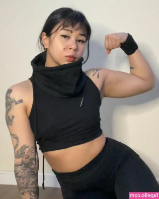 tabi.lift - tabi.fit [ tabi-lift-tabi-fit ] - I’m learning ASL so I can communicate in a third language. Fun