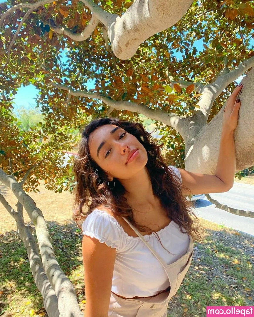 Kathleen Hixson [ kathleen-hixson ] - 🥰 Bootyyyyy 🍑