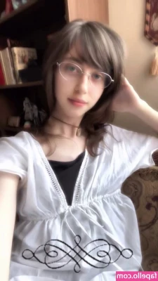 Clovergirle - Random picture just to Say something very IMPORTANT  Onlyfans is